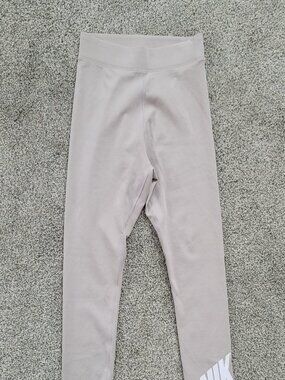 Ladies NIKE Leggings Medium